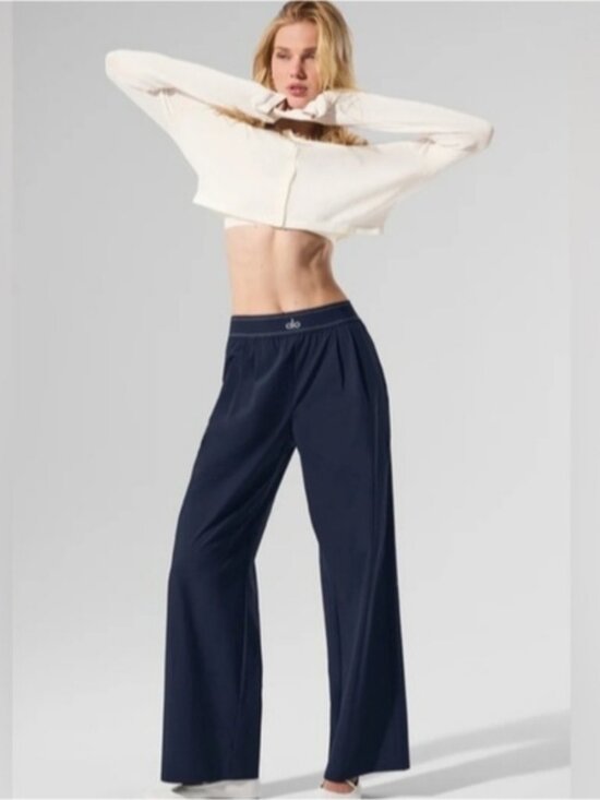 ALO Yoga Navy Wide-Leg Lounge Pants - Picture 4 of 4